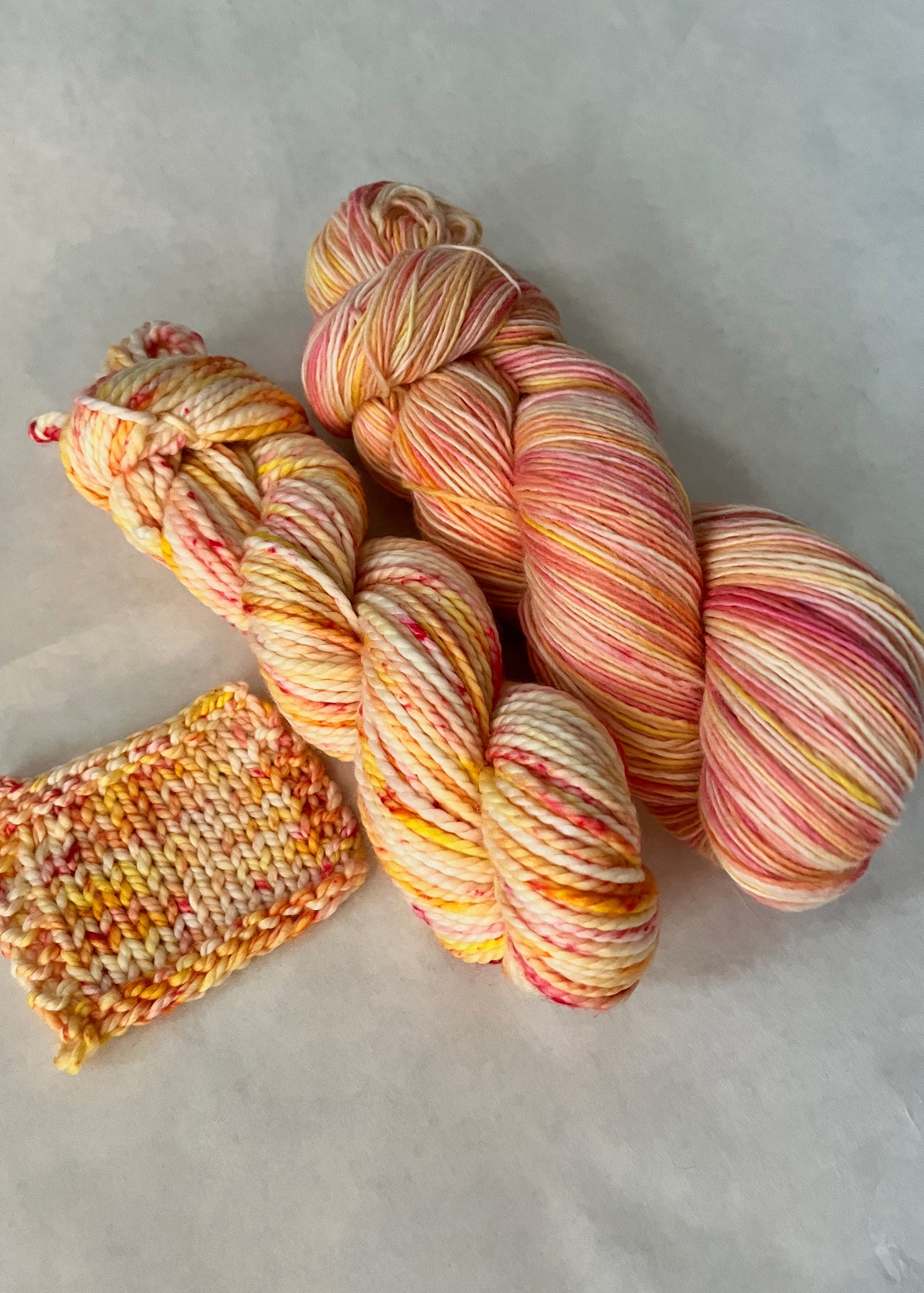 Hand-Dyed Speckled Yarn | Merino Tencel Blend | Citrus | Pink Yellow | Fingering Weight | 100g 383 yards