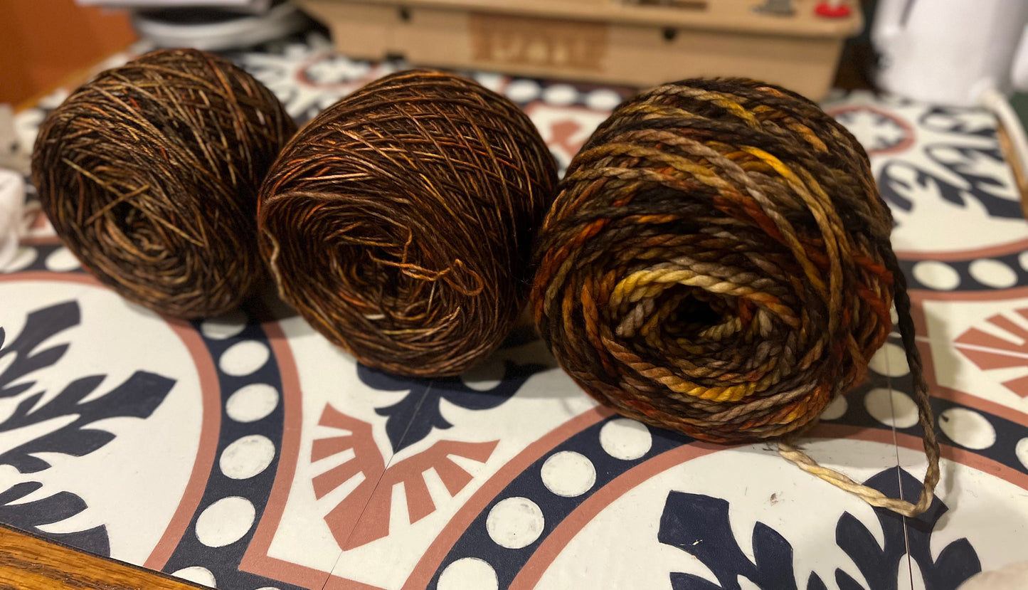 Hand-dyed Bulky Merino Wool Yarn in Fall Leaves, 100g Skein